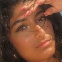 Donya Shabani Naakt