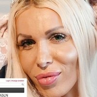 Edona James Naakt