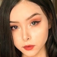 Eduarda Yuni Naakt