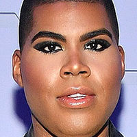 EJ Johnson Naakt