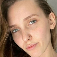 e.lina Naakt