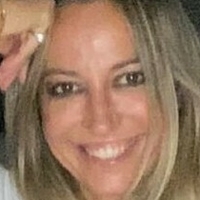 Elena Mici Naakt