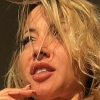 Eliana Stripper Naakt