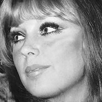 Elizabeth Ercy Naakt