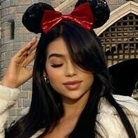 elizabeth-flores Naakt