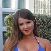 Elizabeth M Naakt