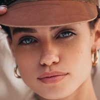 Elle Trowbridge Naakt