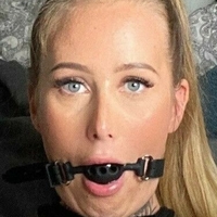 Emely Siebert Naakt