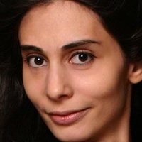 Emilie Miskdjian Naakt