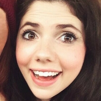 Emily Helen Barry Naakt