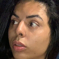 Emily Sales Naakt