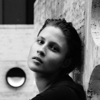 Emma Catherwood Naakt