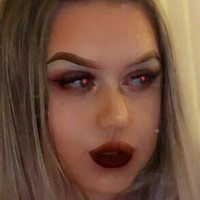 Emma H Naakt