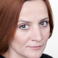 Estelle Larrivaz Naakt