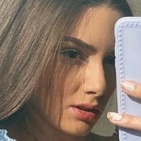 Eszxx Naakt