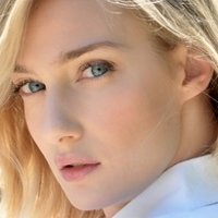 Eva Riccobono Naakt