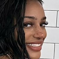 Freckles Naakt