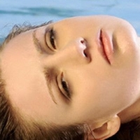 Gizem Karaca Naakt