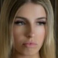 Hailey Phillips Naakt