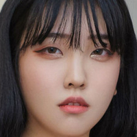 Hana Song Naakt