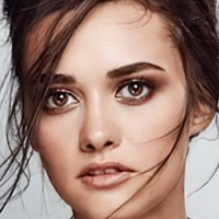 Hande Soral Naakt