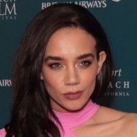 Hannah John-Kamen Naakt