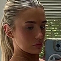 Holly Humphreyss Naakt