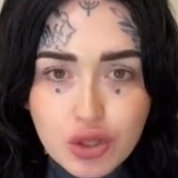 Hon3yxmilk Naakt