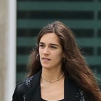 Isabel Pakzad Naakt