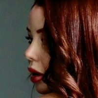 Isis Ruiva Naakt