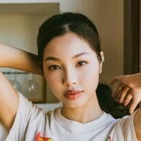 Joyce Htet Naakt