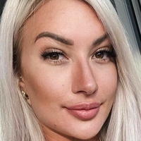 Julia Bottar Naakt