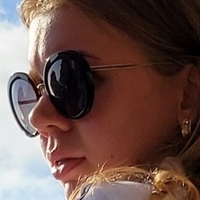 Juliakul Naakt