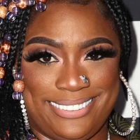 Kamaiyah Naakt