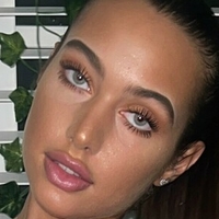 Kamila Davies Naakt