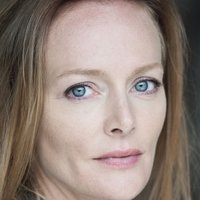 Karina Beuthe Orr Naakt