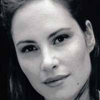 Kate Loustau Naakt