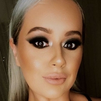 Kathryn Naakt