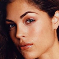 Kelly Thiebaud Naakt