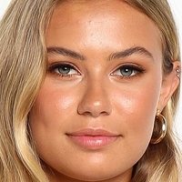 Kennia De Seinne Naakt