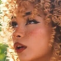 Kiara Peach Naakt