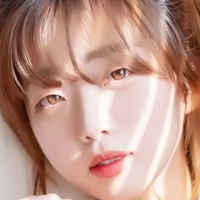 Koby 코비 Naakt