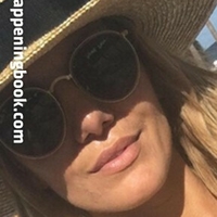 Kristin Reed Naakt