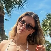 Kylee Poulton Naakt