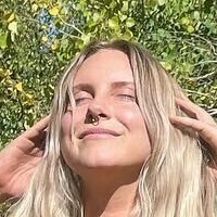 Kyrarene Naakt