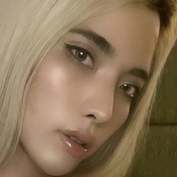 ladyboyBella Naakt