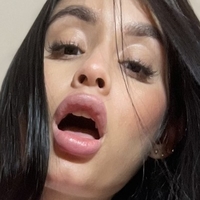 Lara Henao Naakt