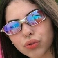 Larissa Peyerle Naakt