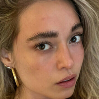 Larissa Schot Naakt