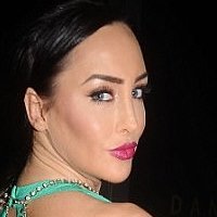 Laura-Alicia Summers Naakt